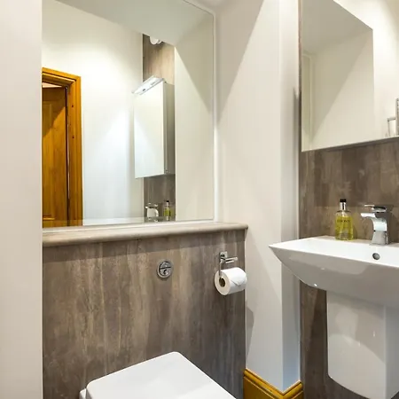 Brooklands 5 Star 5*