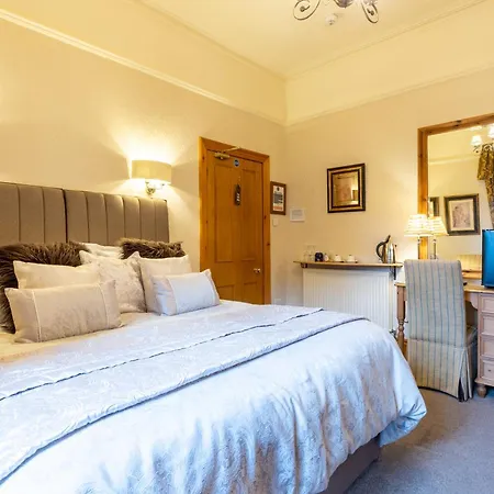 Brooklands 5 Star 5* Пенрит