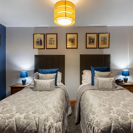 Brooklands 5 Star Vendégház