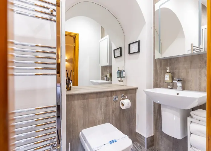 Pensión Brooklands 5 Star