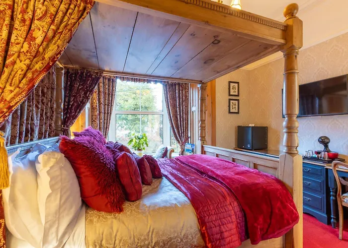 Brooklands 5 Star Pensión 5*