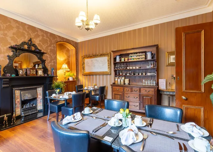 Brooklands 5 Star Pensión Penrith