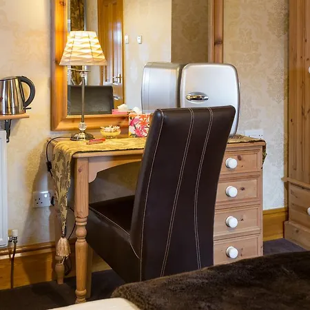 Brooklands Guest house 5*